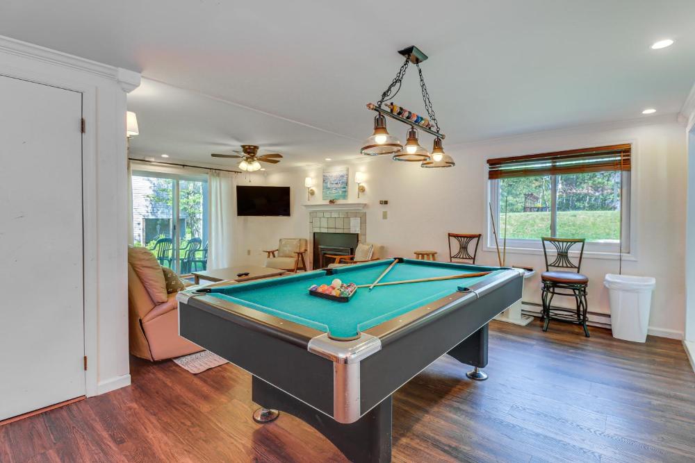 Spacious Family Retreat Pocono Home with Deck